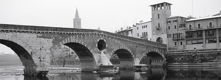 Ponte pietra Verona